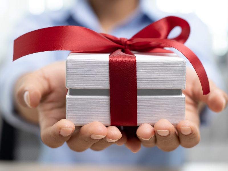 tặng quà sinh nhật gì cho sếp nữ